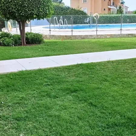 Apartamento One Bed In Los Horizontes With Direct Access To Stunning Garden And Pool