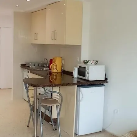 Apartamento One Bed In Los Horizontes With Direct Access To Stunning Garden And Pool