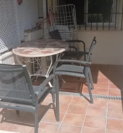 One Bed In Los Horizontes With Direct Access To Stunning Garden And Pool Apartamento