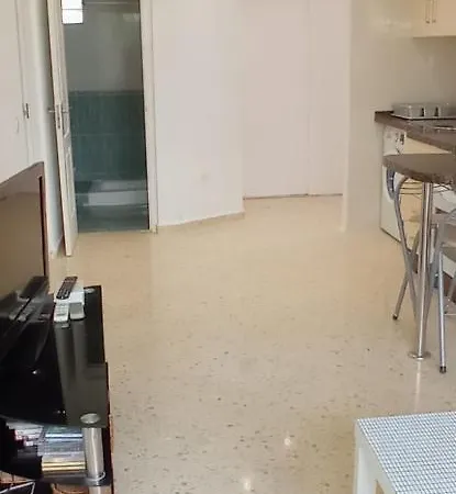 One Bed In Los Horizontes With Direct Access To Stunning Garden And Pool Apartamento